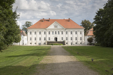 Fototapeta na wymiar Schloss Hohenzieritz in Mecklenburg-Vorpommern