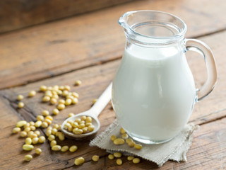 Soy milk with soy beans 