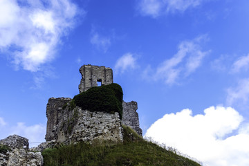 Fototapeta na wymiar Remains of Corfe Castle / Wareham / United Kingdom