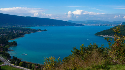 Fototapeta na wymiar Blick auf den Lac d'Annecy