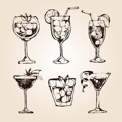Cocktail set. Elements for the graphic design of the menu bars, restaurants, invitations, announcements. Hand drawn sketch set of alcoholic cocktails. Vintage vector illustration 