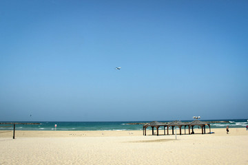 Fototapeta na wymiar Mediterranean Sea coast of Tel Aviv, Israel