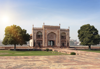 Gate to Itmad Ud Daulah Tomb, 17th century(Baby Taj). Agra, Uttar Pradesh, India..