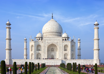Fototapeta na wymiar Taj Mahal in Agra, Uttar Pradesh, India