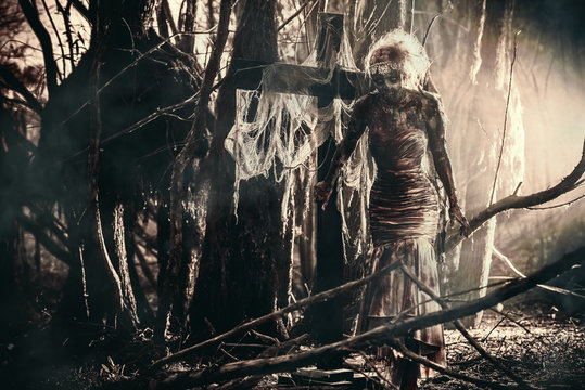 night abandoned cemetery