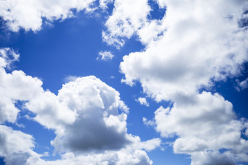 Fototapeta na wymiar Rain cloud over blue sky, natural concept background