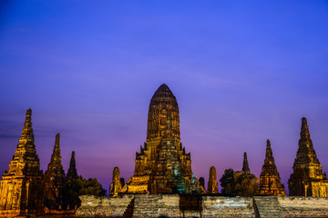Obraz premium Chai Watthanaram, ancient Buddhist temple, the tourist destination and landmark in Ayuthaya