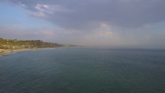 Malibu ocean rise up