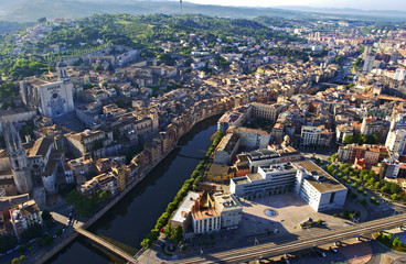 Girona Ciudad vista aerea desde un globo