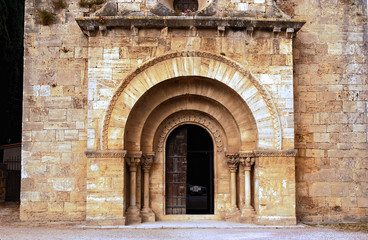 Iglesia romanica en el pueblo de Porqueres del siglo XII en Girona Cataluña España