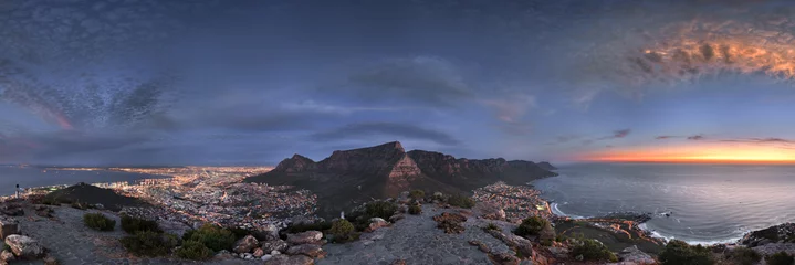 Crédence de cuisine en verre imprimé Montagne de la Table Cape Town Lights