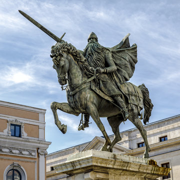 statue of El Cid in Burgos, Spain