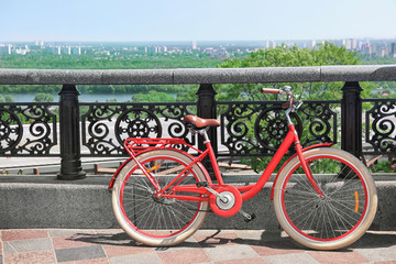 Fototapeta premium Stylish new bicycle on bridge