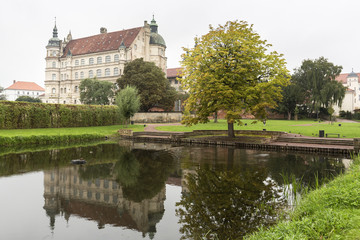 Fototapeta na wymiar Schloss Güstrow in Mecklenburg-Vorpommern, Ostdeutschland