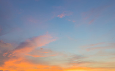 The sky and clouds are clear and colorful in the evening.