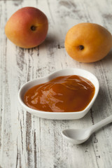  Homemade apricot jam