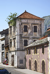 Obraz premium Destroyed building in Mostar. Bosnia and Herzegovina 