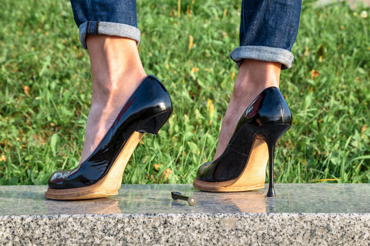 broken stiletto heel on the shoes wearing on your feet girls Stock Photo |  Adobe Stock