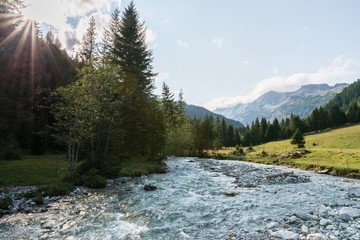 Gebirgsbach im Twengtal im Lungau, Österreich