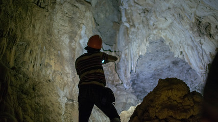 Fototapeta na wymiar man in the cave