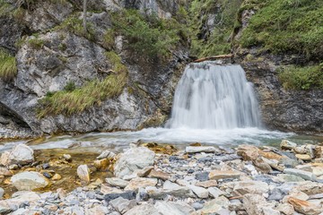 Fototapeta premium Tweng Wasserfall nach einem Muren Abgang im Lungau, Österreich