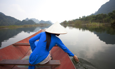 Vietnamese women in traditional costume. Vietnam.