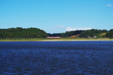北浦湖畔の鹿島臨海鉄道