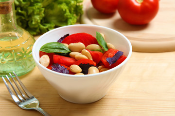 A healthy vegetable salad