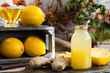 Home remedy for colds from lemon, honey and ginger