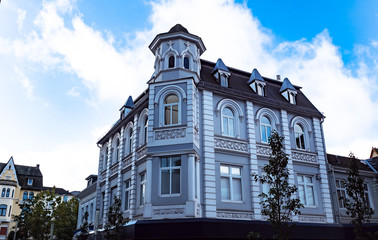 Mehrfamilienhaus (Altbau)