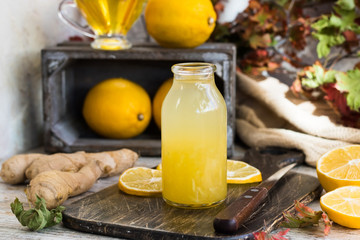 Home remedy for colds from lemon, honey and ginger
