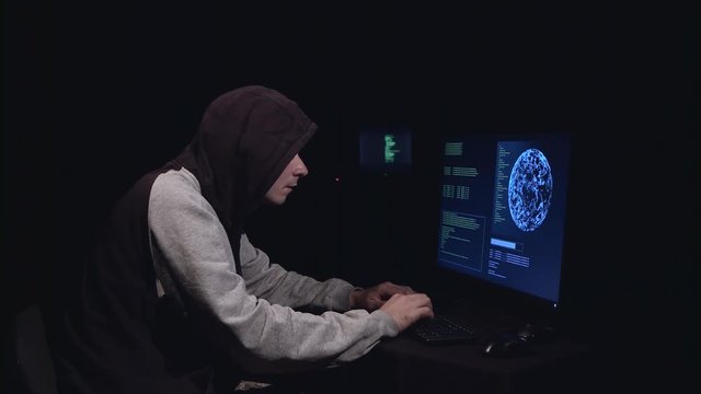 Hacker breaks into the security of the store