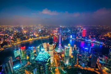 Outdoor-Kissen View of downtown Shanghai skyline at twilight © f11photo