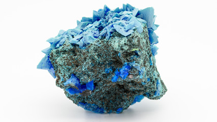 Mineral aquamarine crystals