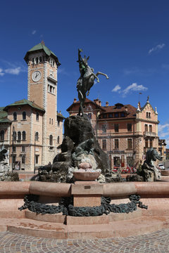 Asiago piazza fontana municipio