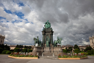 Fototapeta na wymiar Maria Theresa Monument in Vienna