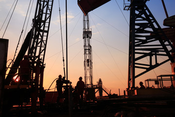 oil field, the oil workers are working