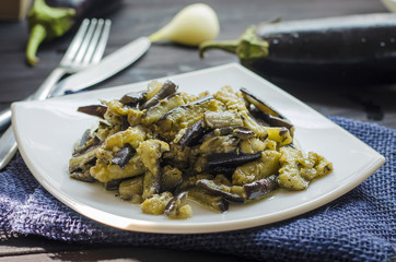 fried eggplants with garlic