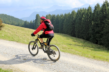Mountainbiketour in den Alpen