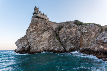 Fototapeta na wymiar Swallow's Nest castle. Symbol of Crimea
