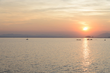 Atardecer en la Costa Brava, Cataluña, España