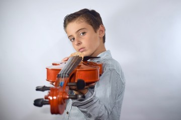 Jeune homme musicien
