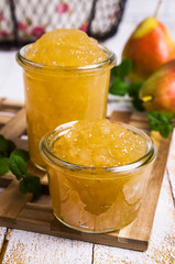 Jam from pears