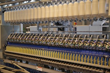 織物工場の機械