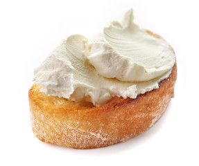 toasted bread with cream cheese