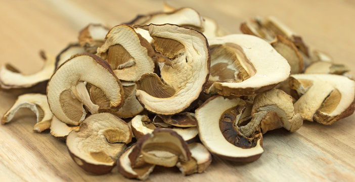 Getrocknete Steinpilze, Dried mushrooms