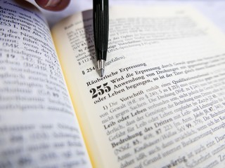 Räuberische Erpessung im Strafgesetzbuch