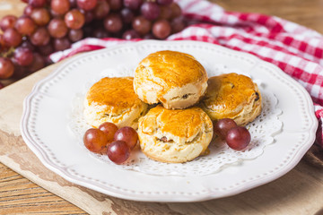 Raisins Scone