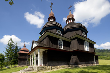 Fototapeta na wymiar traditional wooden church, Nizny Komarnik, Slovakia