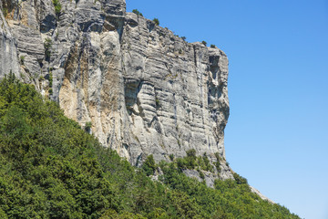 Fototapeta na wymiar vertical mountain . Rock climbing the steep cliffs of the mountains .